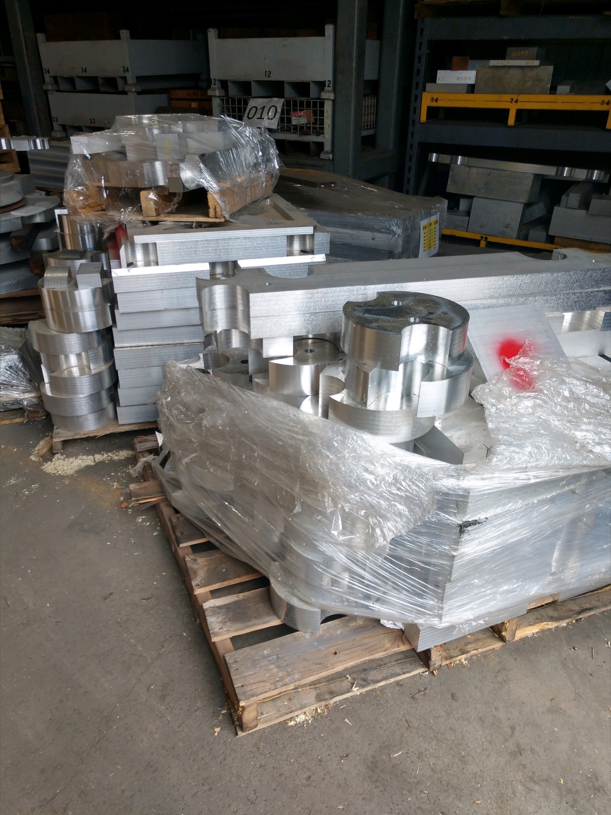 Pallets of 6061 aluminum plate and drops